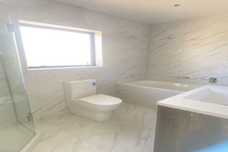 Photo of property in 50c Barbados Drive, Unsworth Heights, Auckland, 0632