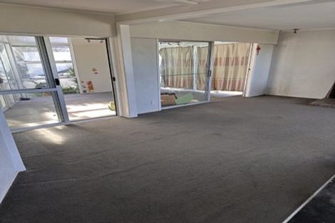 Photo of property in 31 Whitford Road, Howick, Auckland, 2014