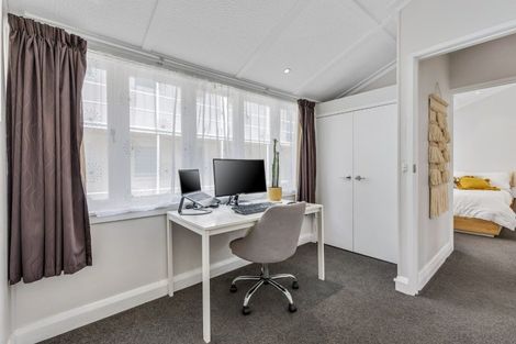 Photo of property in 2/221 Onewa Road, Birkenhead, Auckland, 0626