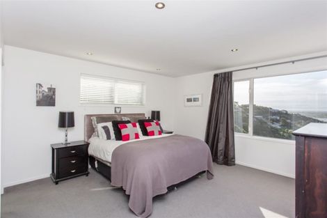 Photo of property in 4 Saint Remy Lane, Redcliffs, Christchurch, 8081