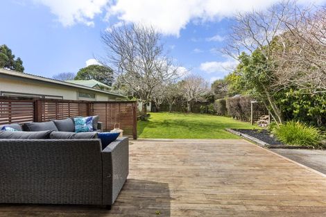 Photo of property in 121 Govett Avenue, Frankleigh Park, New Plymouth, 4310