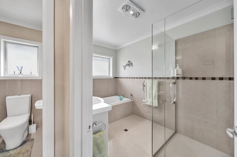 Photo of property in 38 Manawapou Road, Hawera, 4610