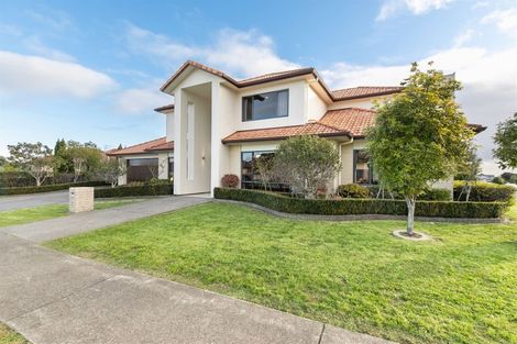Photo of property in 1 Clomell Drive, Flat Bush, Auckland, 2019