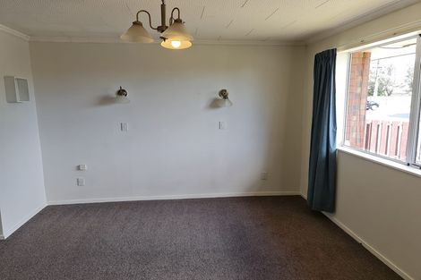 Photo of property in 1 Matai Street, Waikanae, 5036