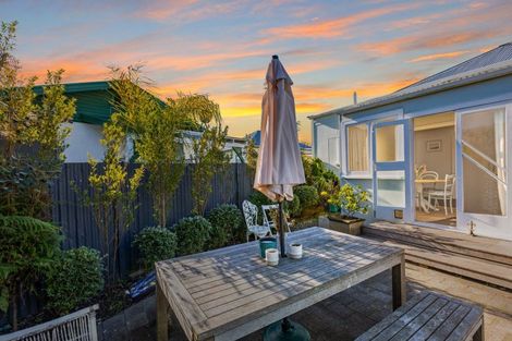 Photo of property in 95 Wellesley Road, Napier South, Napier, 4110