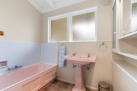 Photo of property in 180-184 Boucher Avenue, Te Puke, 3119