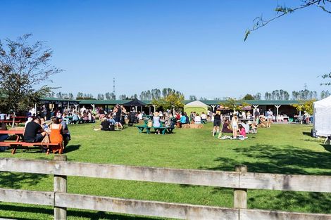 Photo of property in 10 Arahi Road, Clevedon, 2582