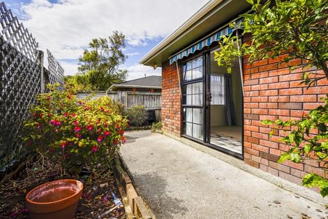Photo of property in 110 Oxford Street, Tawa, Wellington, 5028