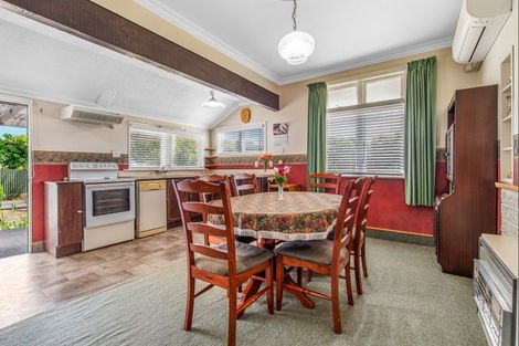 Photo of property in 16 Seddon Street, Levin, 5510