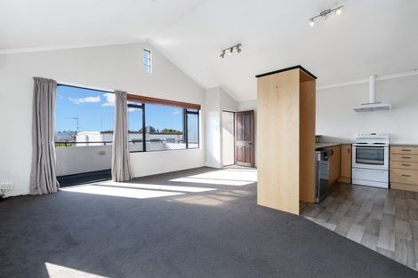 Photo of property in 22f Miro Street, Mount Maunganui, 3116