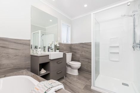 Photo of property in 61 Mackay Drive, Greenhithe, Auckland, 0632