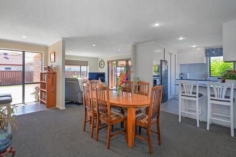 Photo of property in 16 Cobham Lane, Whitianga, 3510