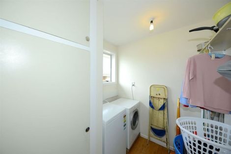 Photo of property in 17 Thurso Place, New Brighton, Christchurch, 8083