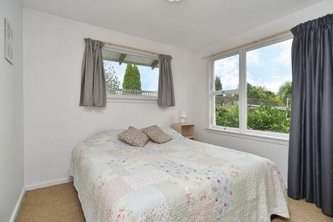 Photo of property in 2/1 Leeman Place, Redwood, Christchurch, 8051