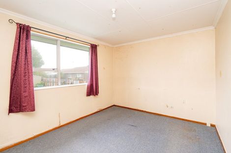 Photo of property in 44 Dundee Place, Strathern, Invercargill, 9812