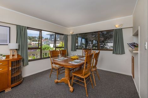 Photo of property in 25 Puketiro Place, Paihia, 0200