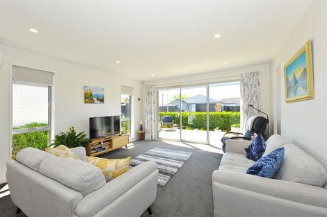 Photo of property in 2a Kamahi Place, Bishopdale, Christchurch, 8051