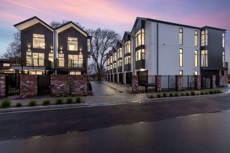 Photo of property in 4/30 Amuri Park Lane, Christchurch Central, Christchurch, 8013