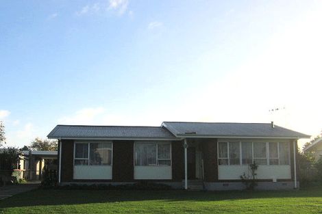 Photo of property in 73 Robinson Crescent, Westbrook, Palmerston North, 4412