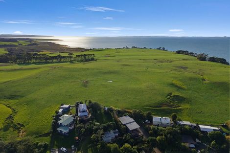 Photo of property in 20 Shelly Beach Road, Shelly Beach, Helensville, 0874