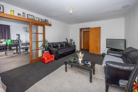 Photo of property in 75 Avalon Drive, Nawton, Hamilton, 3200