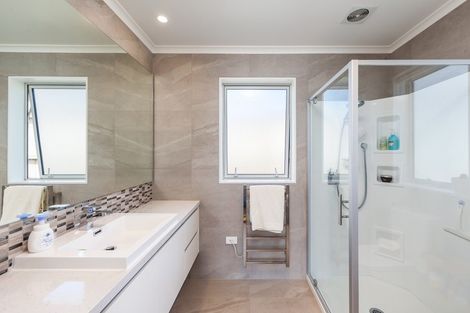 Photo of property in 81 Colonial Drive, Silverdale, 0932