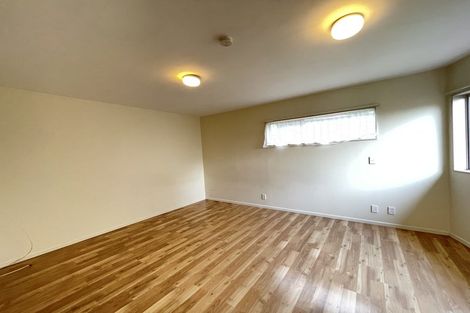 Photo of property in 14a Cypress Place, Sunnynook, Auckland, 0620