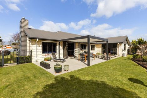 Photo of property in 9 Cooper Crescent, Cambridge, 3434