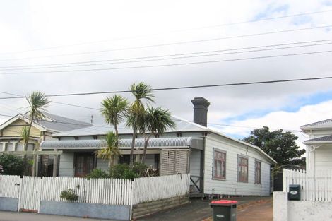 Photo of property in 22 Queen Street, Petone, Lower Hutt, 5012