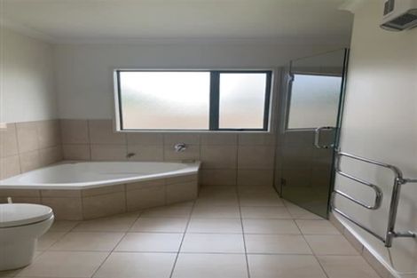 Photo of property in 10 Lewis Way, Poraiti, Napier, 4112