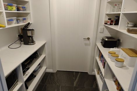 Photo of property in 28 Mcquillan Avenue, Woodend, 7610