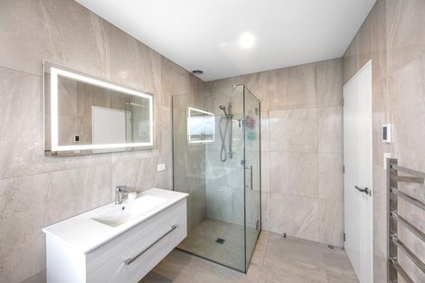 Photo of property in 15 Cleaver Street, Woodend, 7610