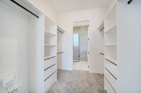 Photo of property in 23 Puihi Crescent, Massey, 0614