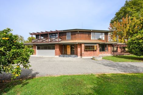 Photo of property in 83 Oroua Road, Kairanga, Palmerston North, 4475