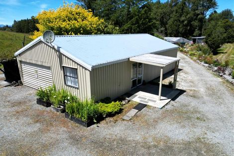 Photo of property in 734 Atarau Road, Atarau, Blackball, 7871
