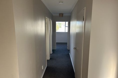 Photo of property in 4 Lincoln Grove, Cannons Creek, Porirua, 5024