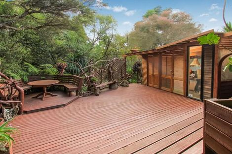 Photo of property in 39 Chamari Close, Titirangi, Auckland, 0604