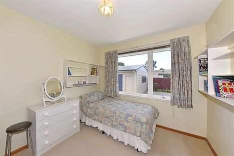 Photo of property in 25 Erin Crescent, Mairehau, Christchurch, 8013