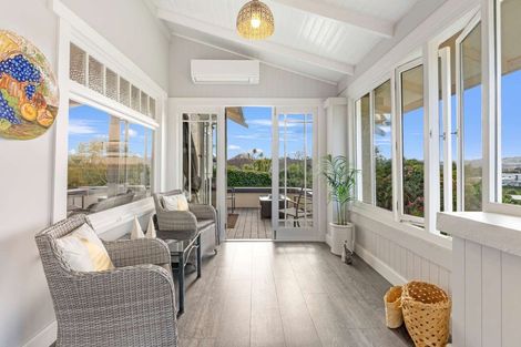 Photo of property in 44 College Street, College Estate, Whanganui, 4500