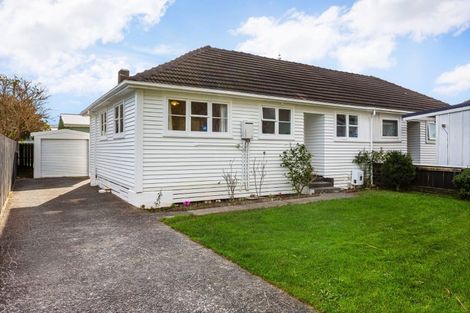 Photo of property in 9 Atiawa Crescent, Waiwhetu, Lower Hutt, 5010