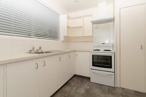 Photo of property in 2/164 Forrest Hill Road, Forrest Hill, Auckland, 0620