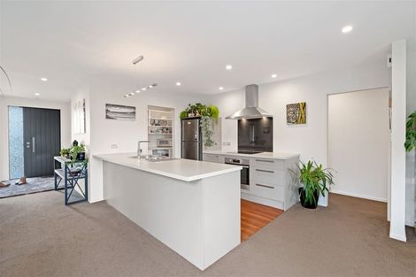 Photo of property in 76 Rowan Avenue, Aranui, Christchurch, 8061