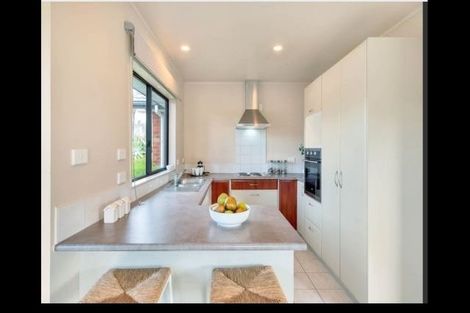 Photo of property in 30 Zefiro Drive, Massey, Auckland, 0614