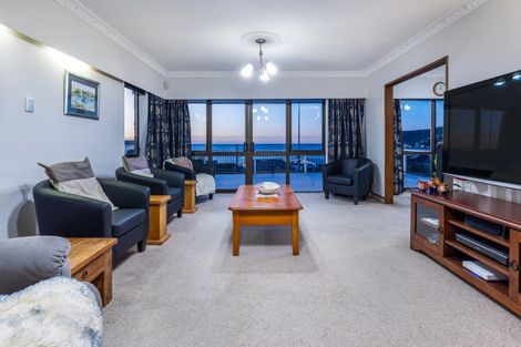 Photo of property in 168 Saint Andrews Road, Plimmerton, Porirua, 5026