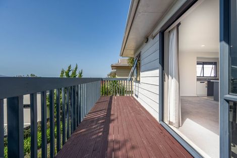 Photo of property in 3/52 Agincourt Street, Glenfield, Auckland, 0629