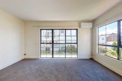 Photo of property in 16g Hobson Street, Thorndon, Wellington, 6011