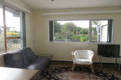 Photo of property in 16 Reeve Street, Foxton, 4814