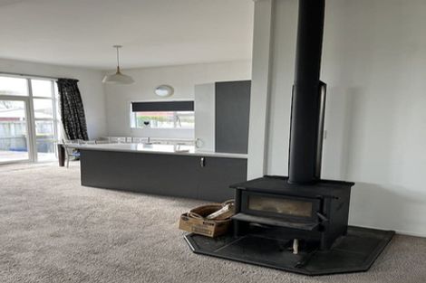 Photo of property in 87 Bay View Road, South Dunedin, Dunedin, 9012