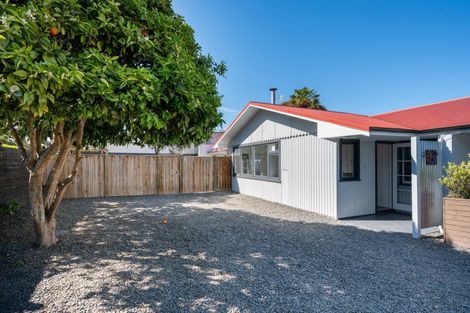 Photo of property in 4 Leyland Road, Te Awanga, 4102
