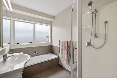 Photo of property in 5a Simmonds Grove, Greerton, Tauranga, 3112